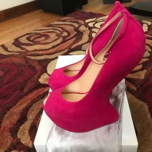 Giuseppe Zanotti Pink Suede Wedge 100% Authentic